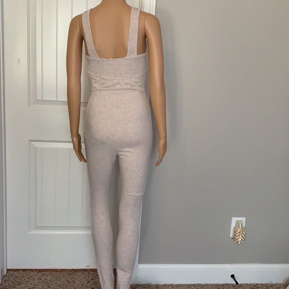 La Banga 2-PC set Jumpsuit and Long Cardigan. - Picture 9 of 9